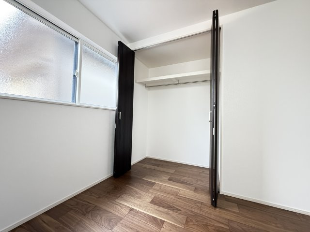 西区枝吉１丁目新築戸建の収納