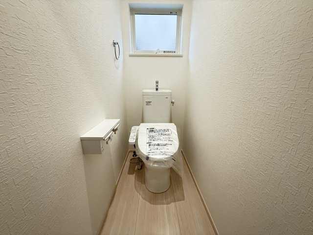 西区枝吉１丁目新築戸建のトイレ