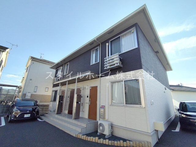 Ｃｈａｒｍａｎｔ　Cの外観