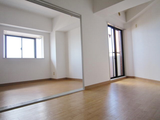 ライオンズマンション西明石の居間・リビング|LDK