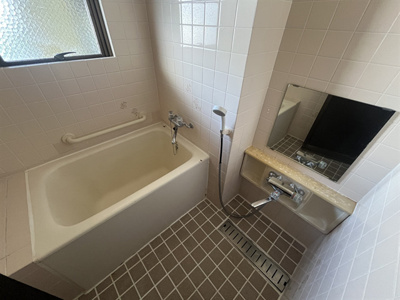  | マンション識名12