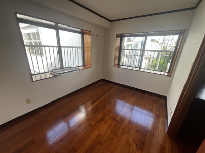  | マンション識名12