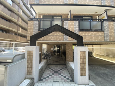 【エントランス】 | ヴィーブル三国ヶ丘