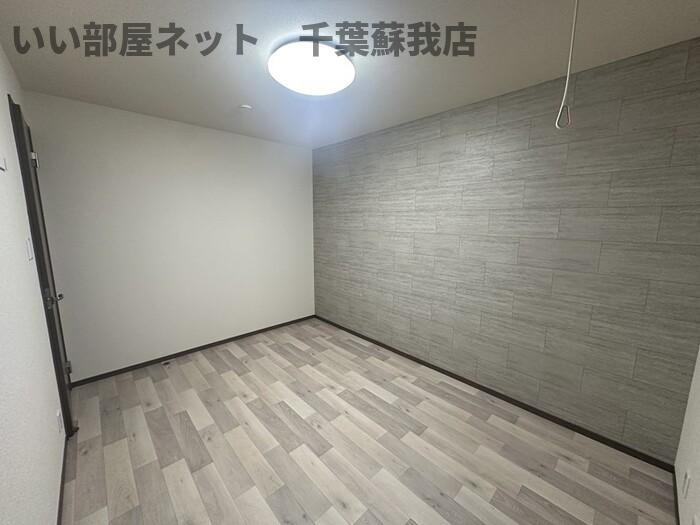 カナリアンハイツの洋室|明るい洋室です