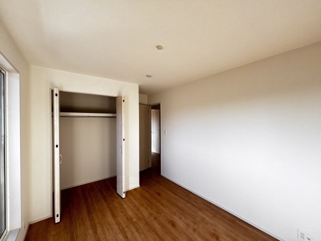 新築戸建　伴東8丁目(No.1／No.2)の洋室