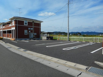 【駐車場】 | スターハイツＡ | 駐車場があります