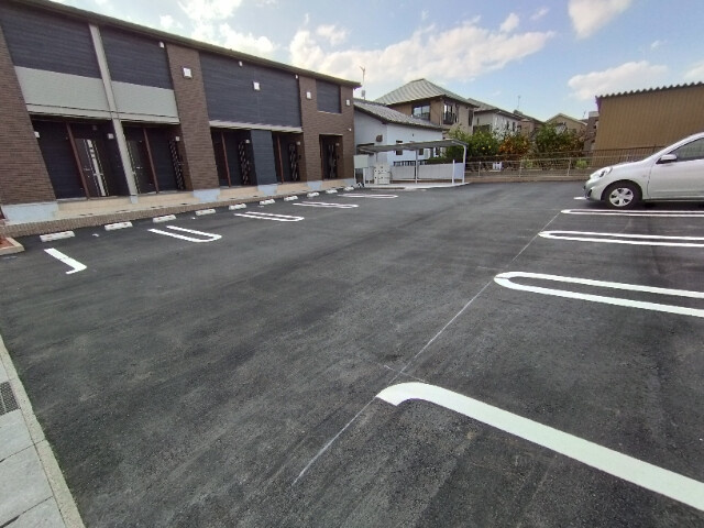 ＳＩオリエンタルの駐車場