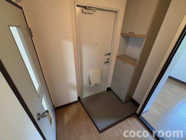 パストラル　Ｉの玄関