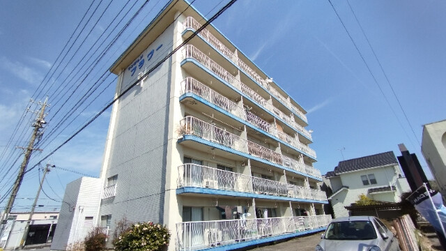 マンションフラワーの外観
