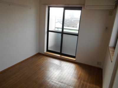 【洋室】 | メゾングラティア