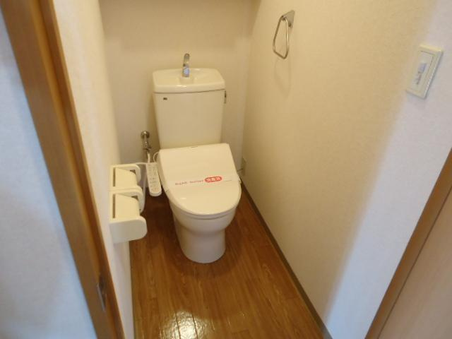 【トイレ】 | グランヴェール中島 | シャワー付トイレ