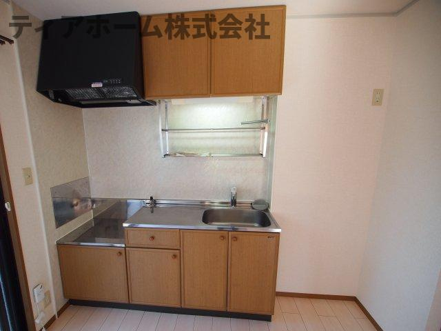 スペースMHM A棟のキッチン|コンパクトなキッチンで掃除もラクラク