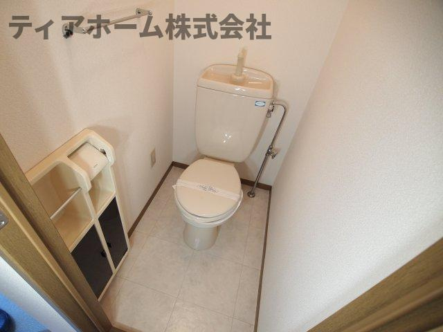 スペースMHM A棟のトイレ|落ち着いた色調のトイレです