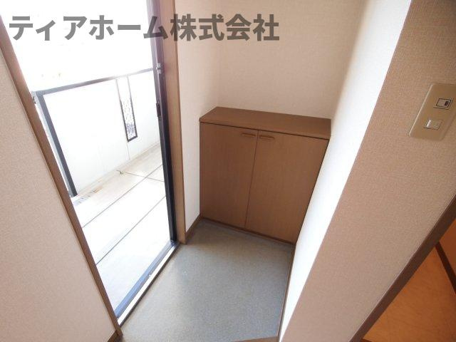 スペースMHM A棟の玄関|玄関です