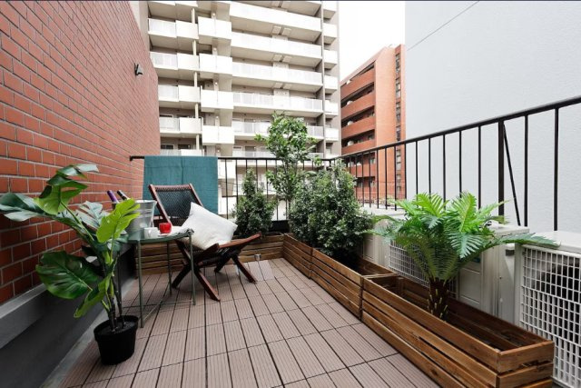 ＯＳＡＫＡ　ＤＯＳＨＩＮ　ＨＯＵＳＥのバルコニー