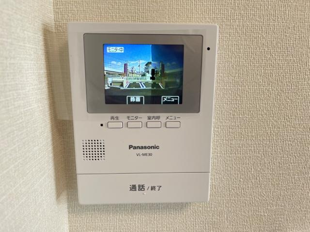 カロテラスの内装|カメラ付インターホン