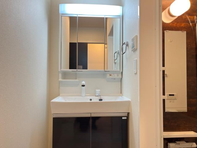 カロテラスの洗面所|洗髪洗面化粧台