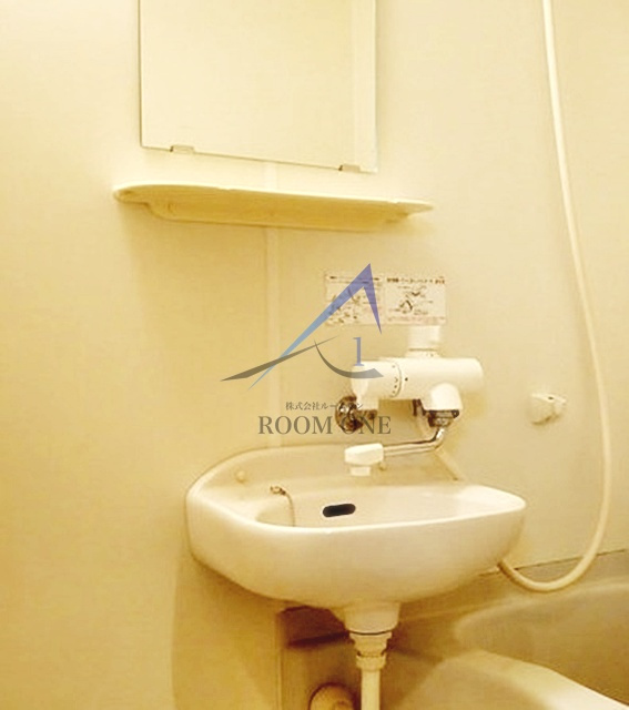 ルーブル戸越公園弐番館の洗面所|洗面台です。