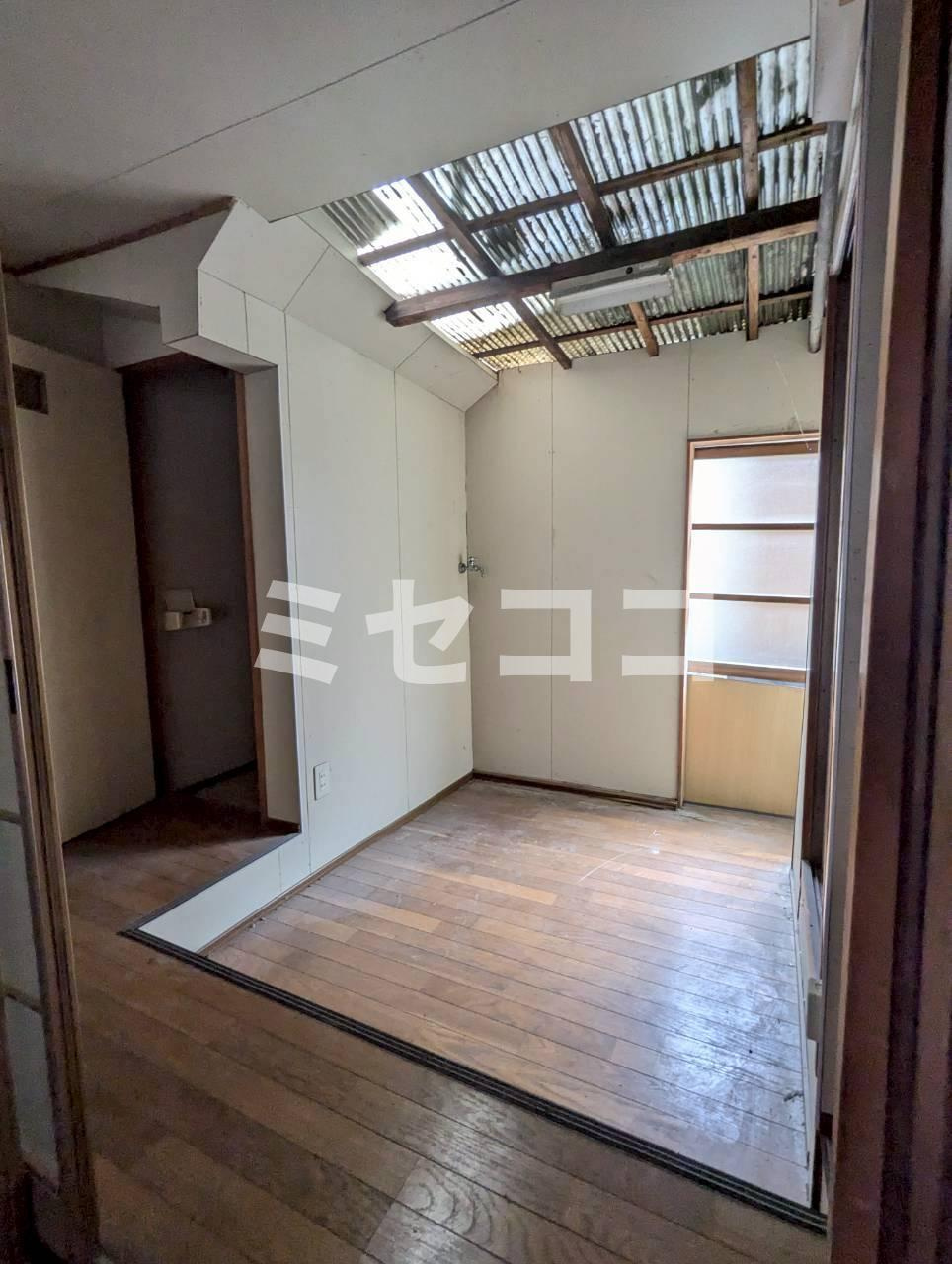 谷町七丁目貸店舗の洗面所