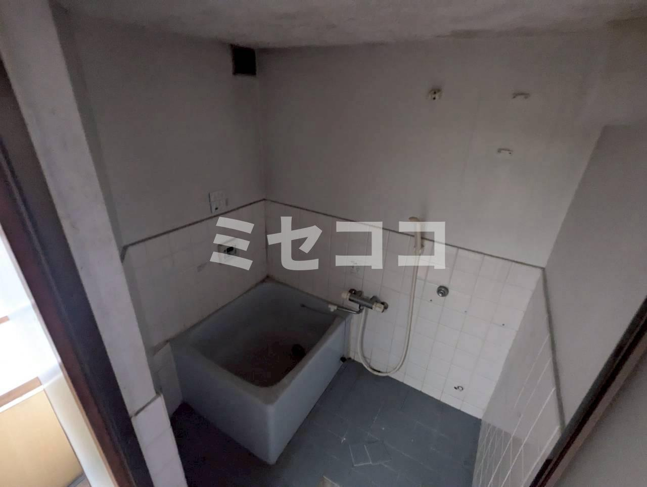 谷町七丁目貸店舗の浴室