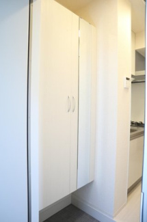 【玄関】 | エンペラー　Ａ