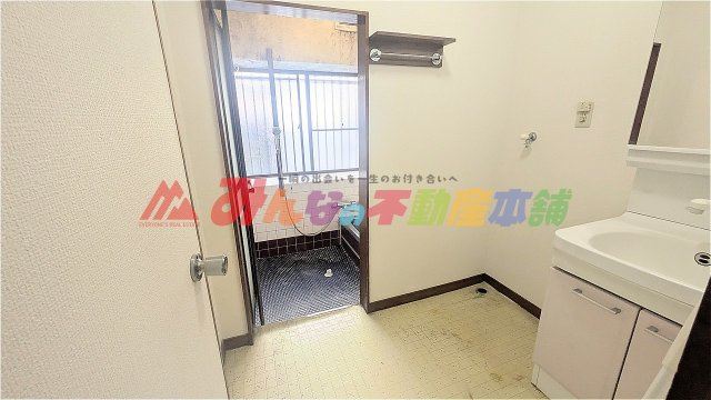 久留米市津福本町の中古一戸建の脱衣所