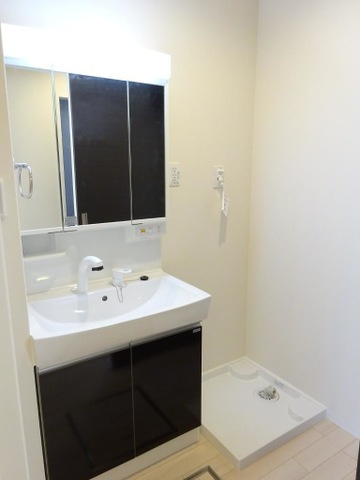 ソラーレ基山の洗面所|広い洗面スペースです★