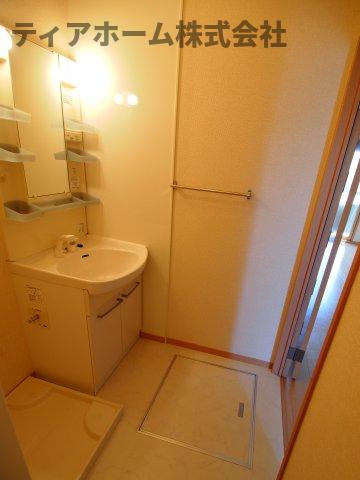 セジュール メゾンの洗面所|忙しい朝には欠かせない洗面所です