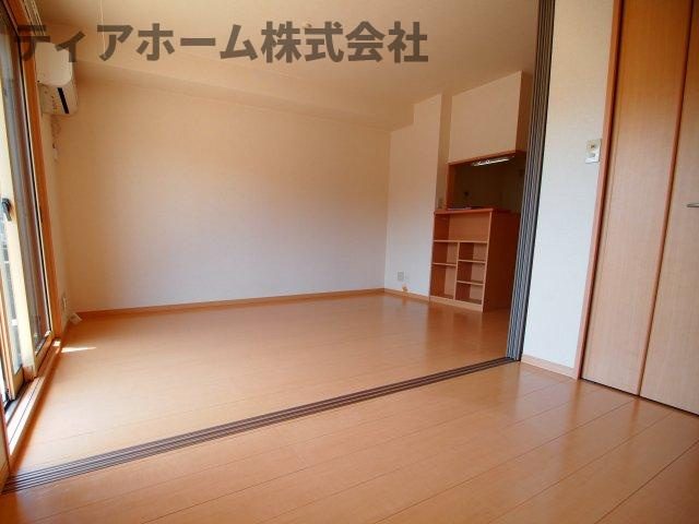 セジュール メゾンの居間・リビング|使いやすいリビングです