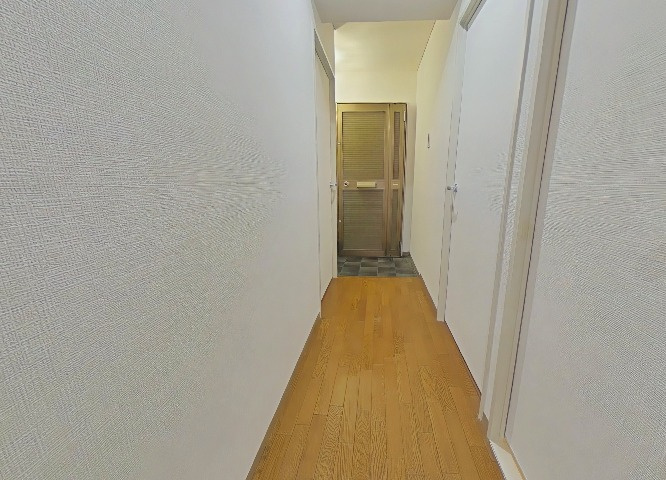 朝日プラザ千里北D棟の玄関