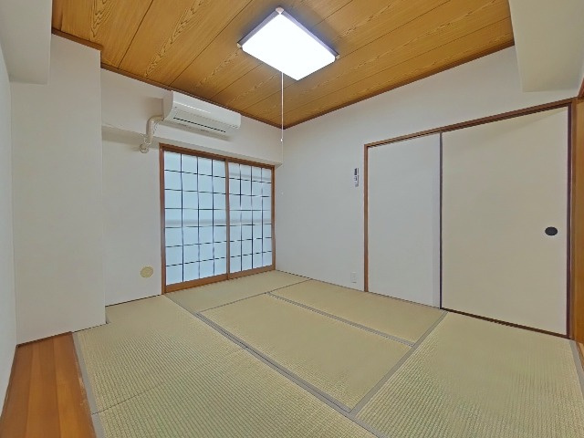 朝日プラザ千里北D棟の和室