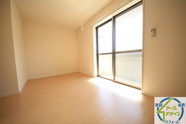 チェリー・エイトの居間・リビング|※類似部屋