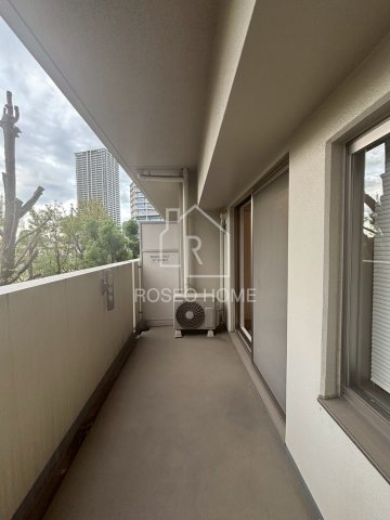 レジュールアッシュ福島のバルコニー