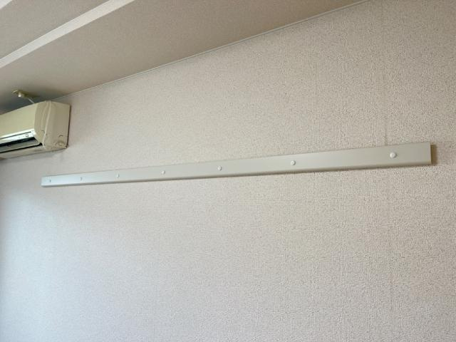 エバーハイツ春日の設備|ハンガーモール