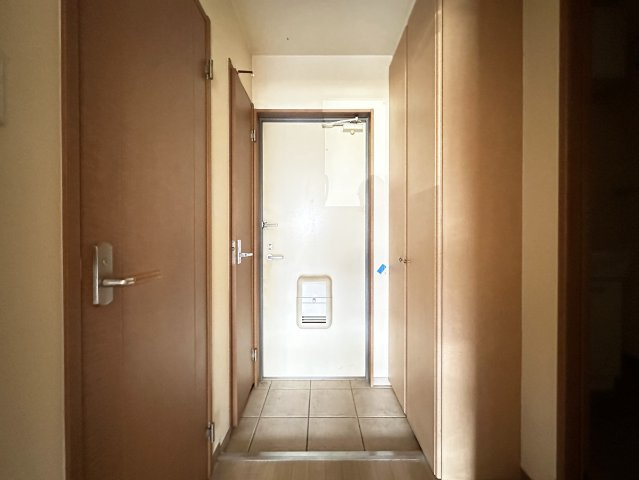 エピナール北久保の玄関