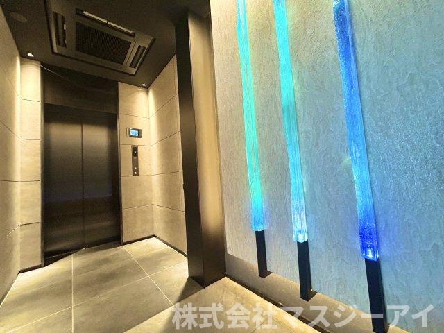クレストコート堂島のエントランス