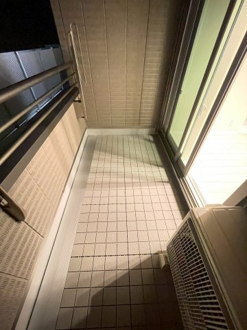 カーメストプレイスのバルコニー