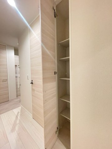 カーメストプレイスの収納