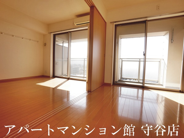 STATION TOWER TOYOSHIMAの寝室