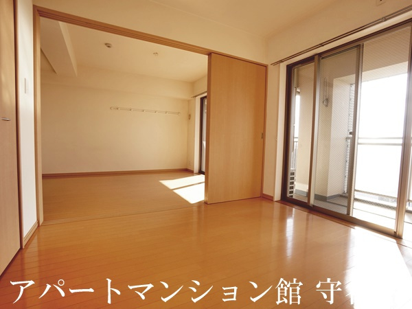 STATION TOWER TOYOSHIMAの寝室