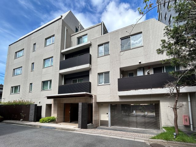 パークハウス市ヶ谷二十騎町の外観|新規リノベーションマンションにつき快適に新生活をスタートできます