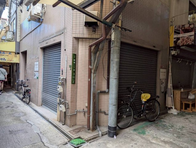 鶴橋本通商店街店舗