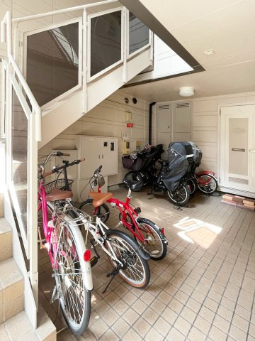 メゾンウエダのその他共用部分|駐輪場