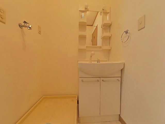 メゾンウエダの独立洗面台|朝の身支度には欠かせない独立洗面化粧台