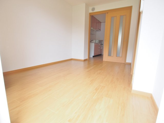 レジデンスKIIの居間・リビング