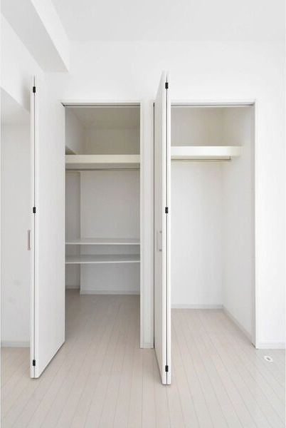 ファーストレジデンス栄の収納