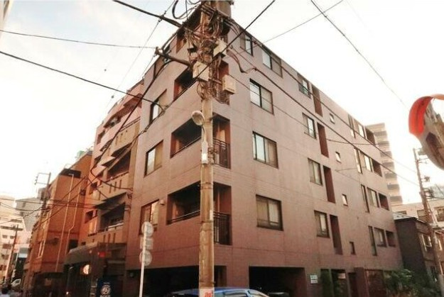 ドミール蔵前の外観