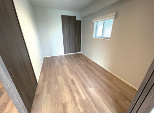 ワコーレ舞子シーテラスの洋室