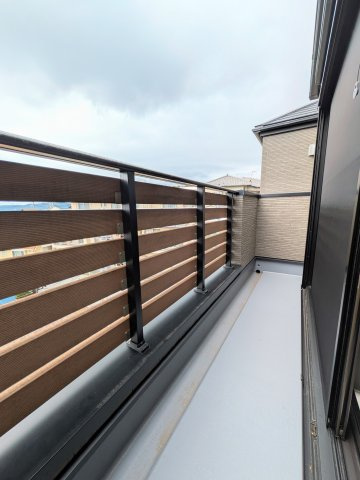 神戸市垂水区霞ヶ丘３丁目新築戸建Ｂ号地のバルコニー
