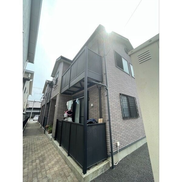 アンプルール　リーブル　ＥＡＳＴの外観